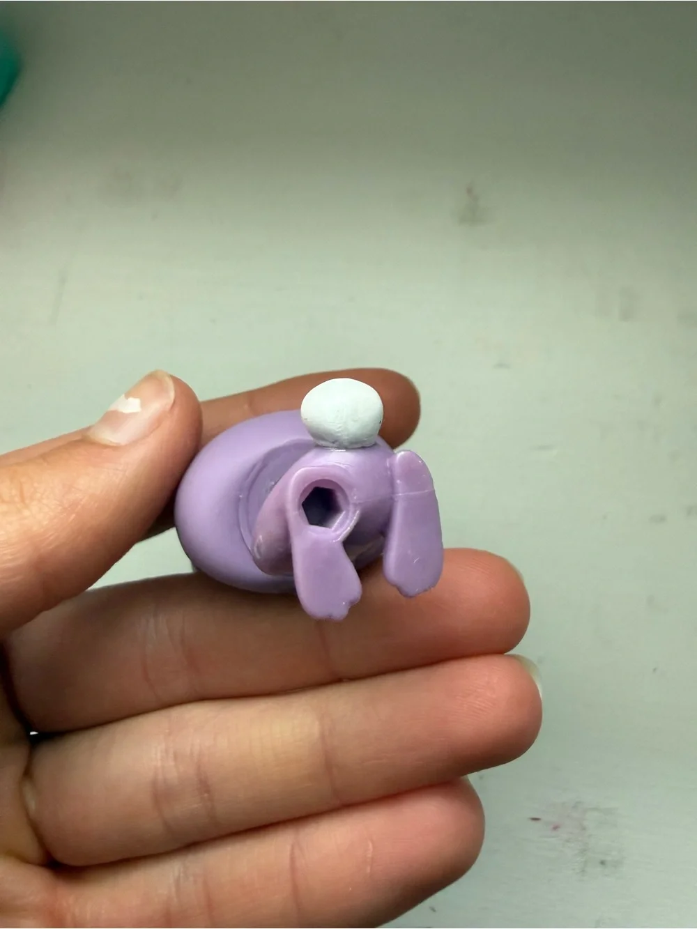 Hasbro Littlest Pet Shop #828 Purple Rabbit figure